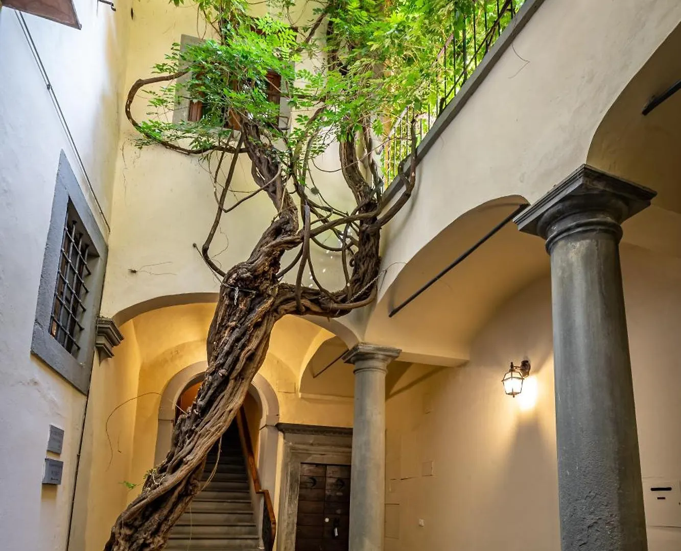 Yd Corte Al Duomo Florence Apartment