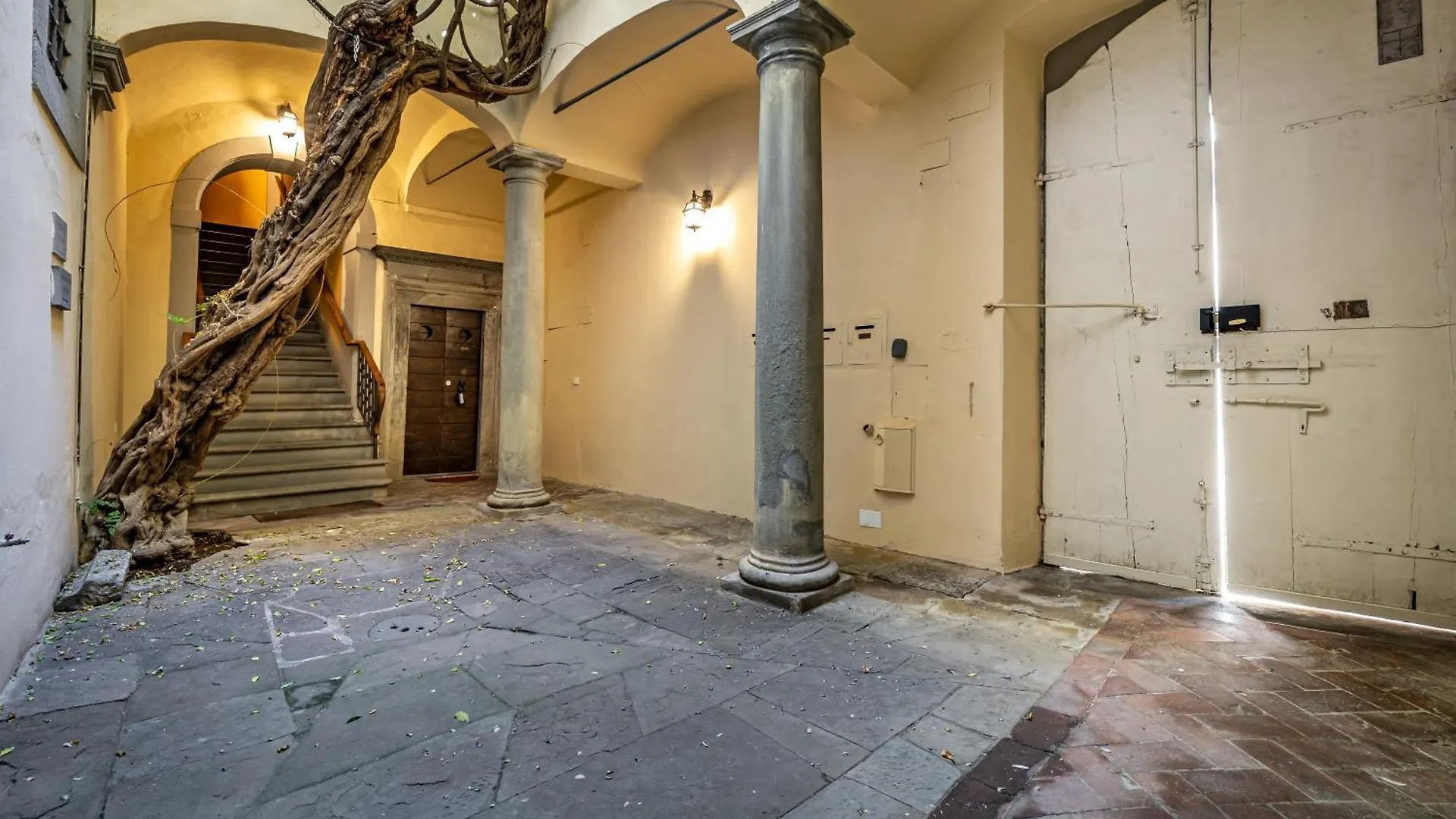 Apartment Yd Corte Al Duomo Florence